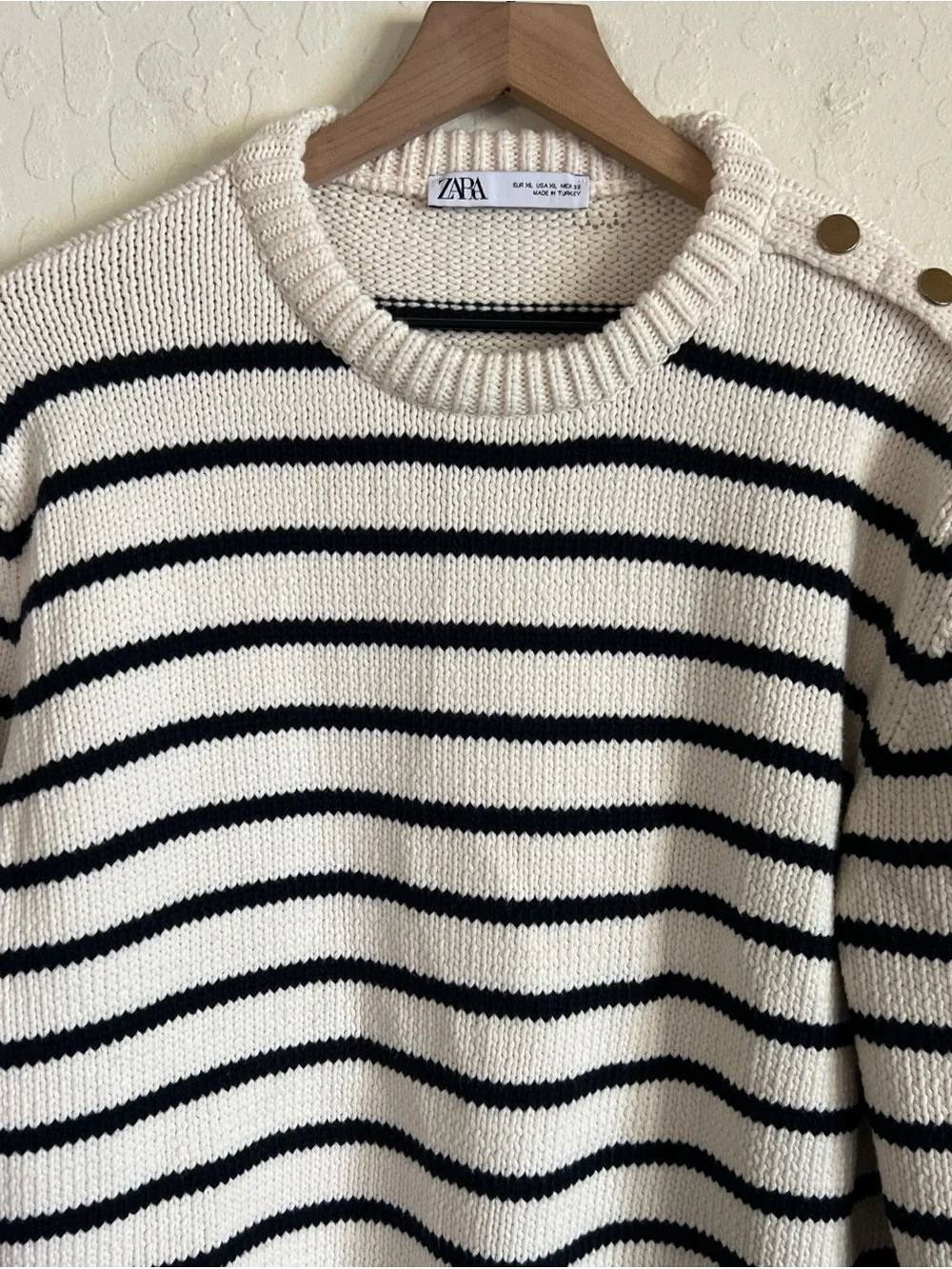 Zara Striped Knit Pulllover Crewneck sweater Jumper XL Black Cream Gold Button